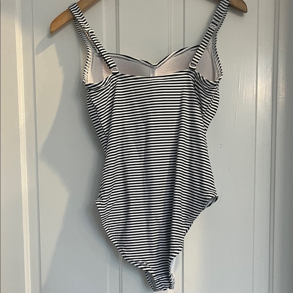 Striped One-Piece Swimsuit NWOT - Picture 4 of 5